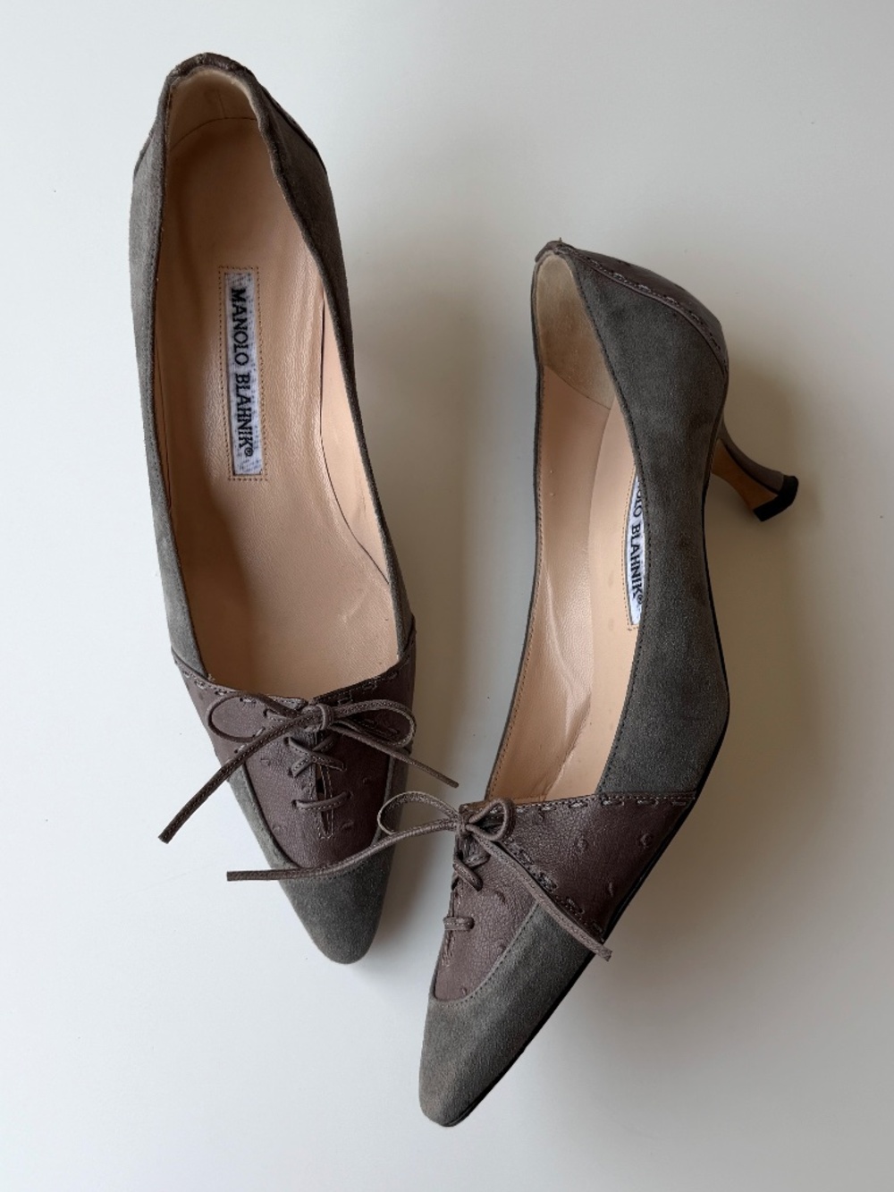 Vintage Manolo Blahnik two-tone suede & ostrich leather pumps, IT 37, approx. US